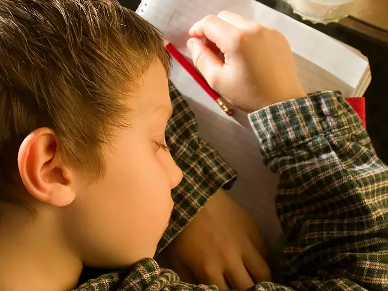 Otyłość u dzieci powiązana z wynikami w matematyce