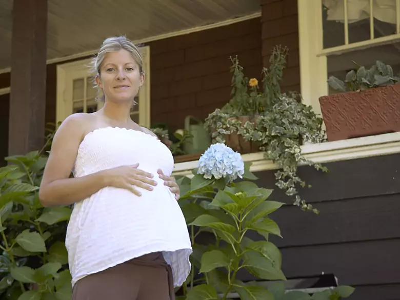 Nieprawidłowa barwa odchodów połogowych