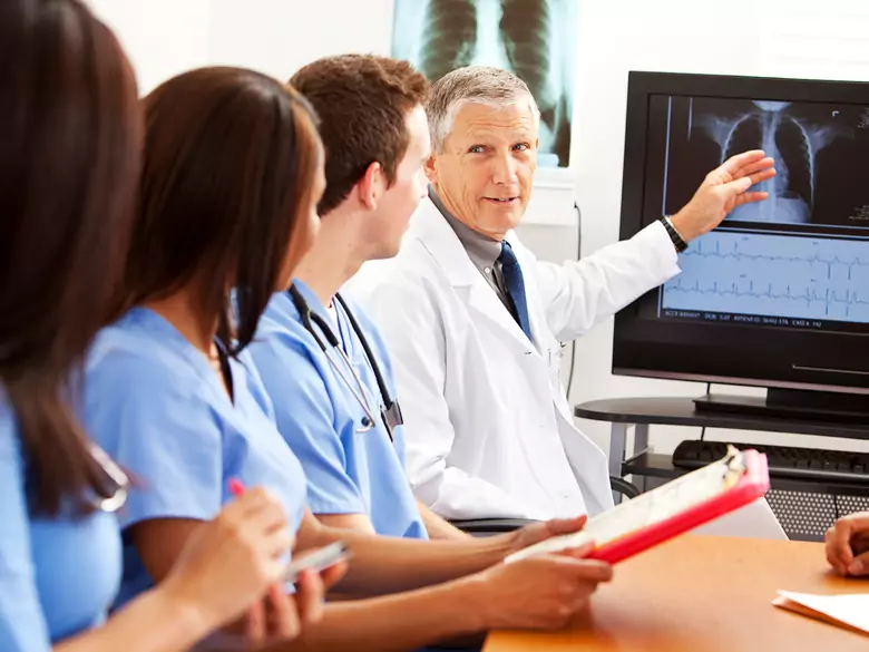 Celiakia u ojca dziecka - wpływ na przebieg ciąży i ryzyko powikłań