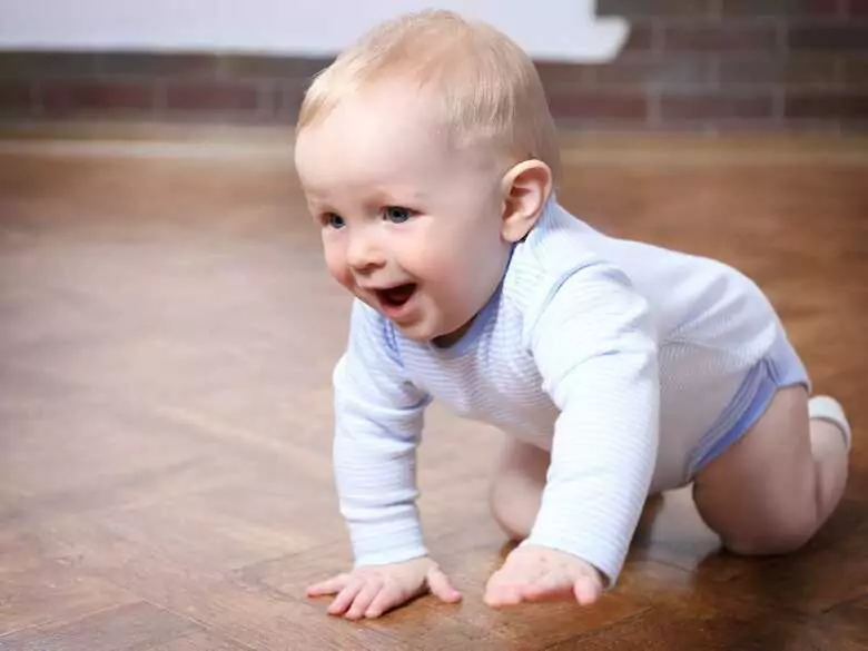 Woda czy soki? Płyny w diecie niemowlaka i dziecka