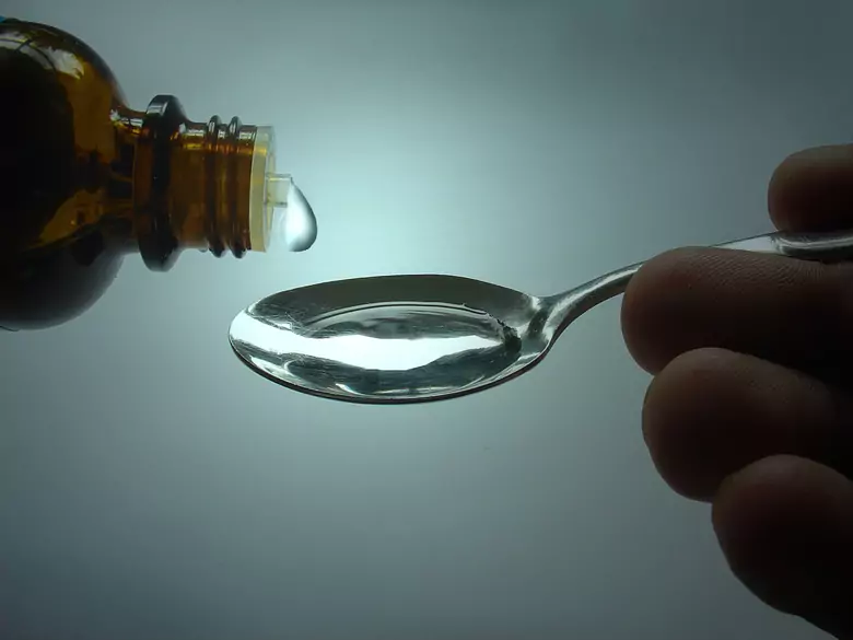 Witamina K u niemowląt - czy noworodek może otrzymać ją doustnie?