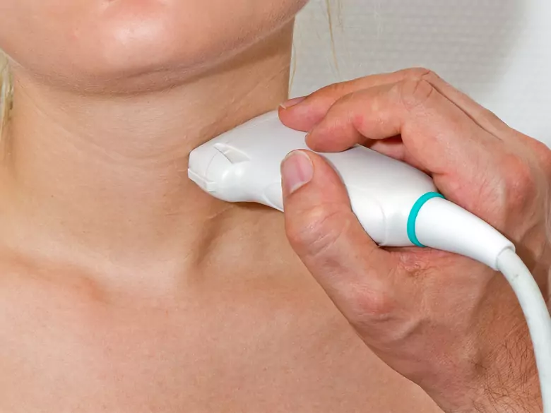 Poziomy hormonów tarczycy oraz ich wartość prognostyczna dla przeżywalności dzieci z posocznicą i we wstrząsie septycznym